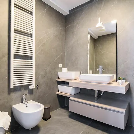 Apartment Duomo Free Parking And Private Terrace Como